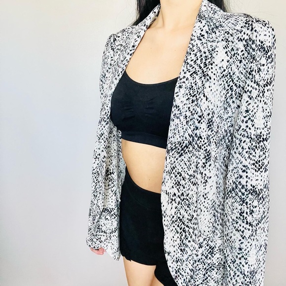 Dynamite | Snake Print Blazer - Picture 1 of 5